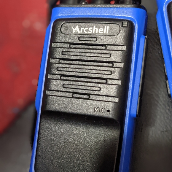Arcshell AR-6 blue pair walkie talkies w/charging cord - Picture 4 of 9